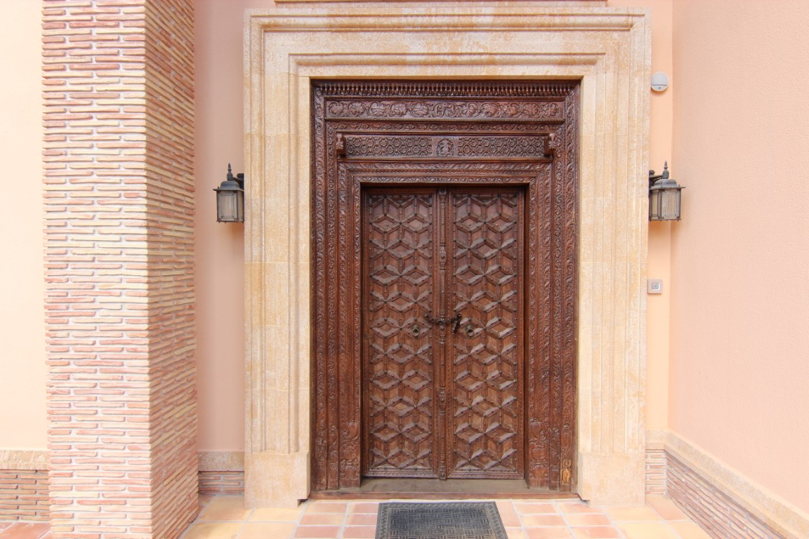 Puerta Fenicia