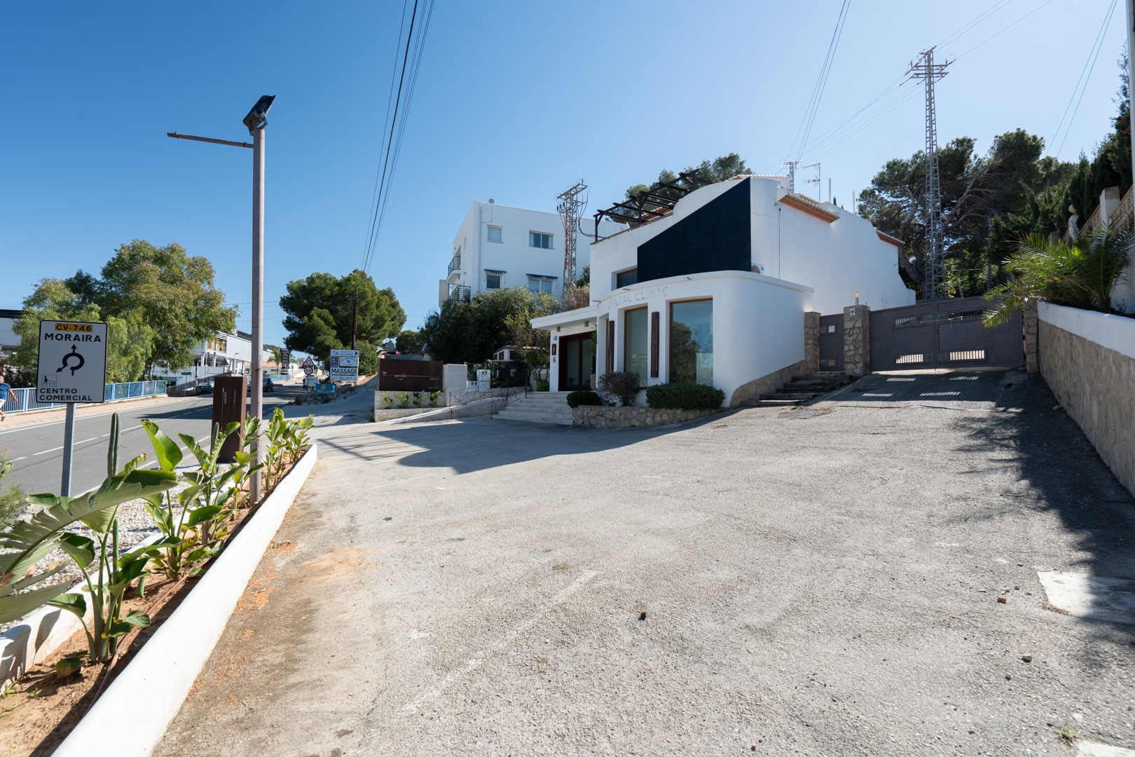 Avenida La Marina